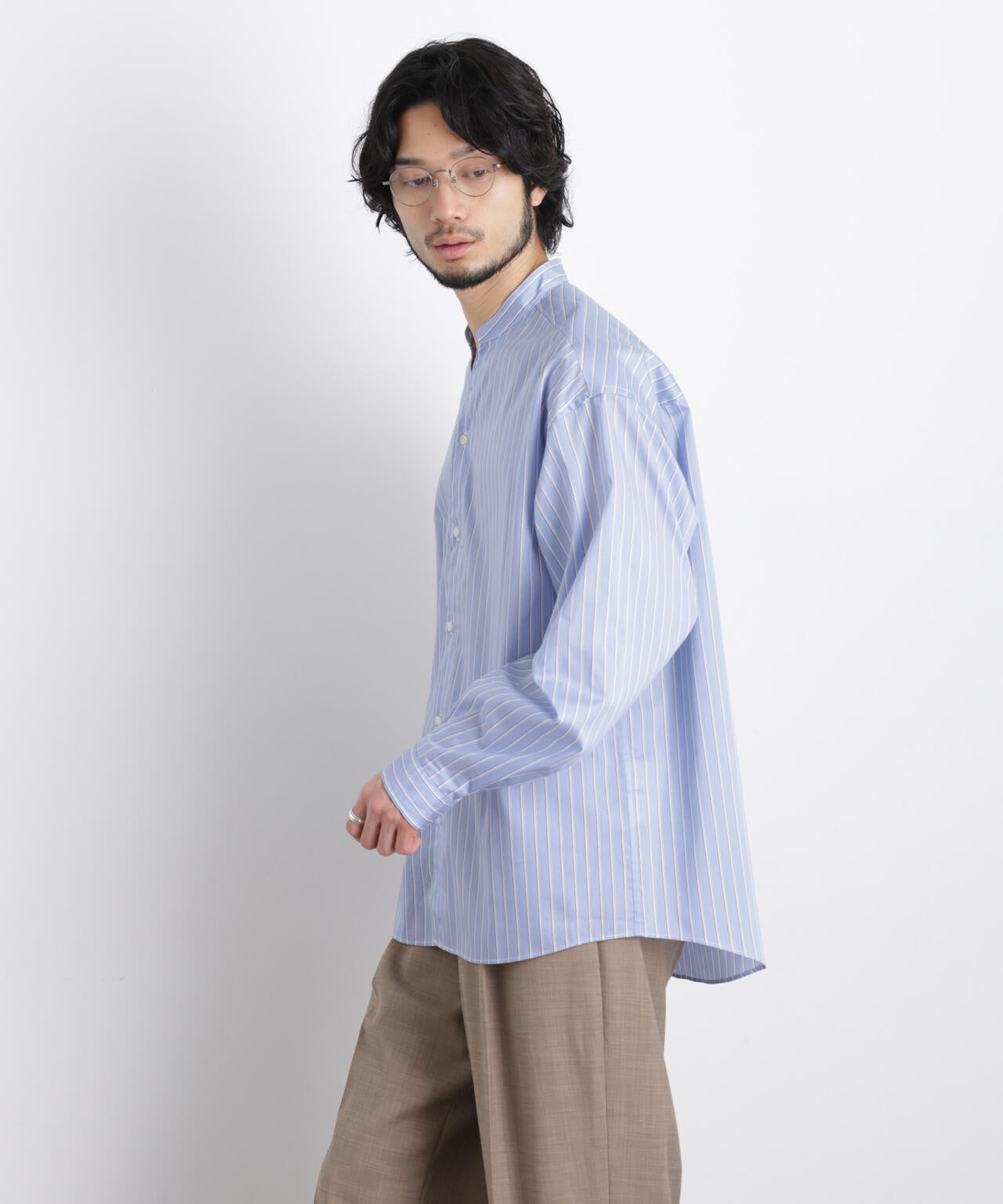 「OtoNANO」大人のワイドシャツバンドカラー ストライプ長袖 6686120210