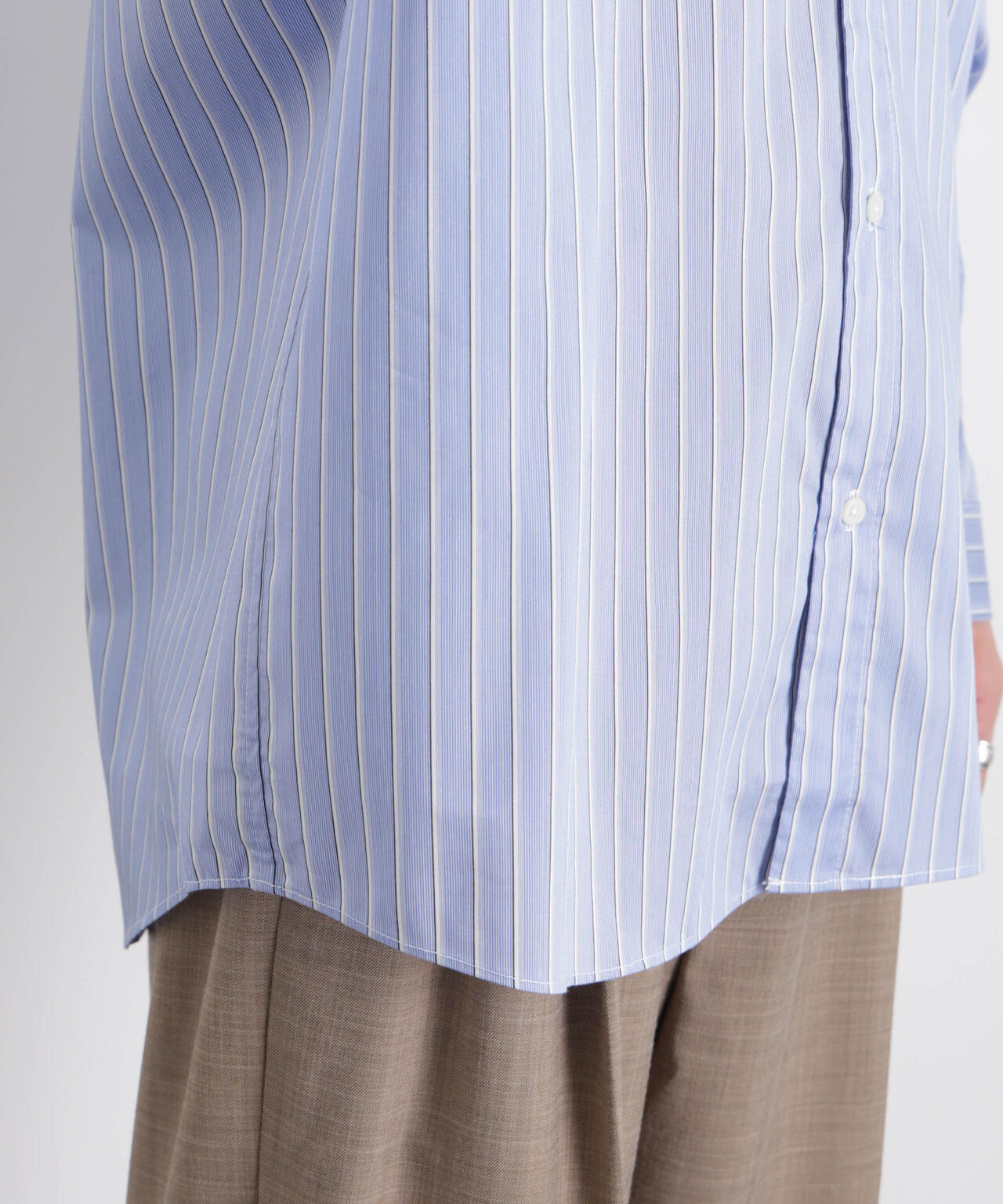 「OtoNANO」大人のワイドシャツバンドカラー ストライプ長袖 6686120210