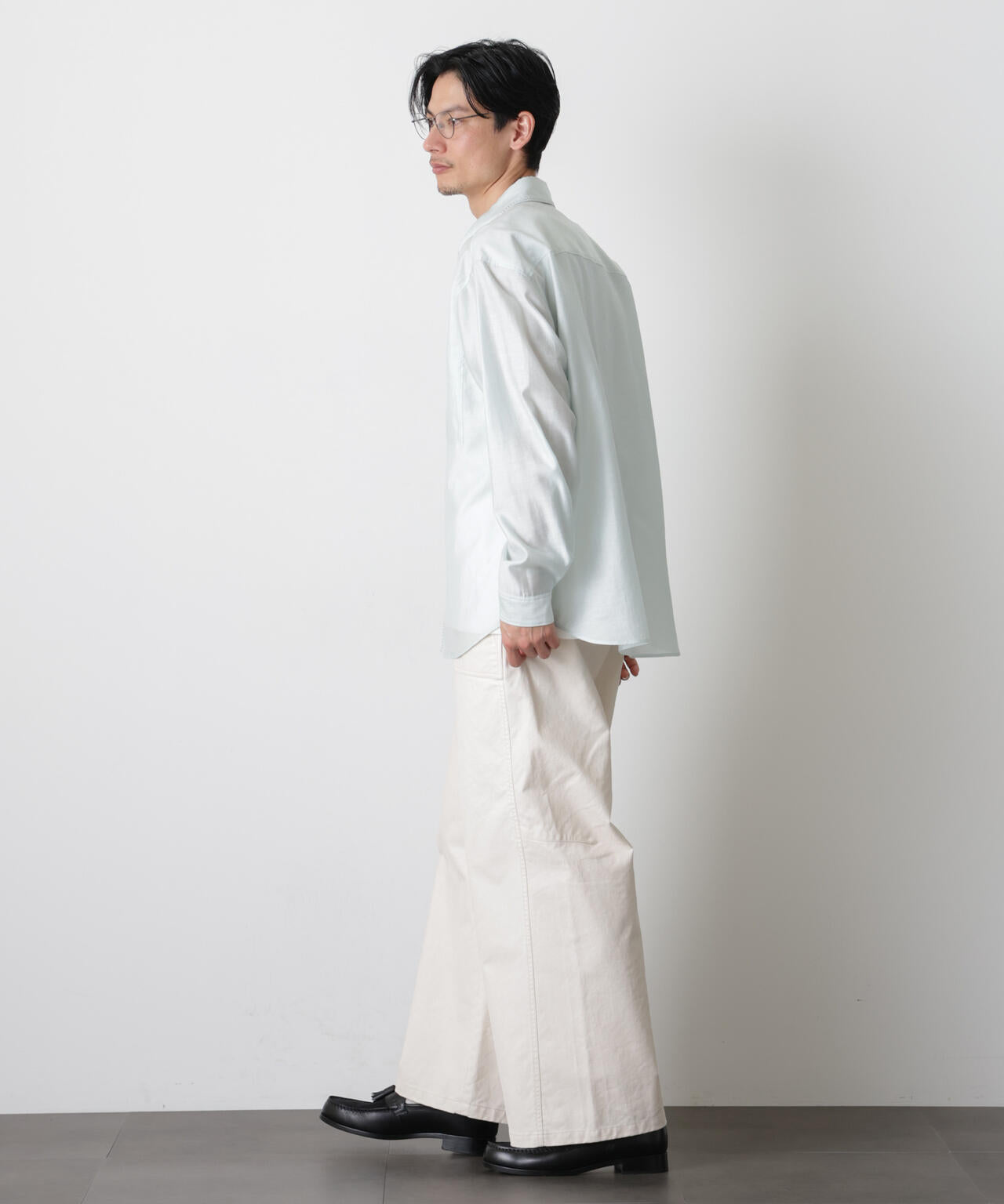 エンブロイダリーシルキーシャツ 6686120212