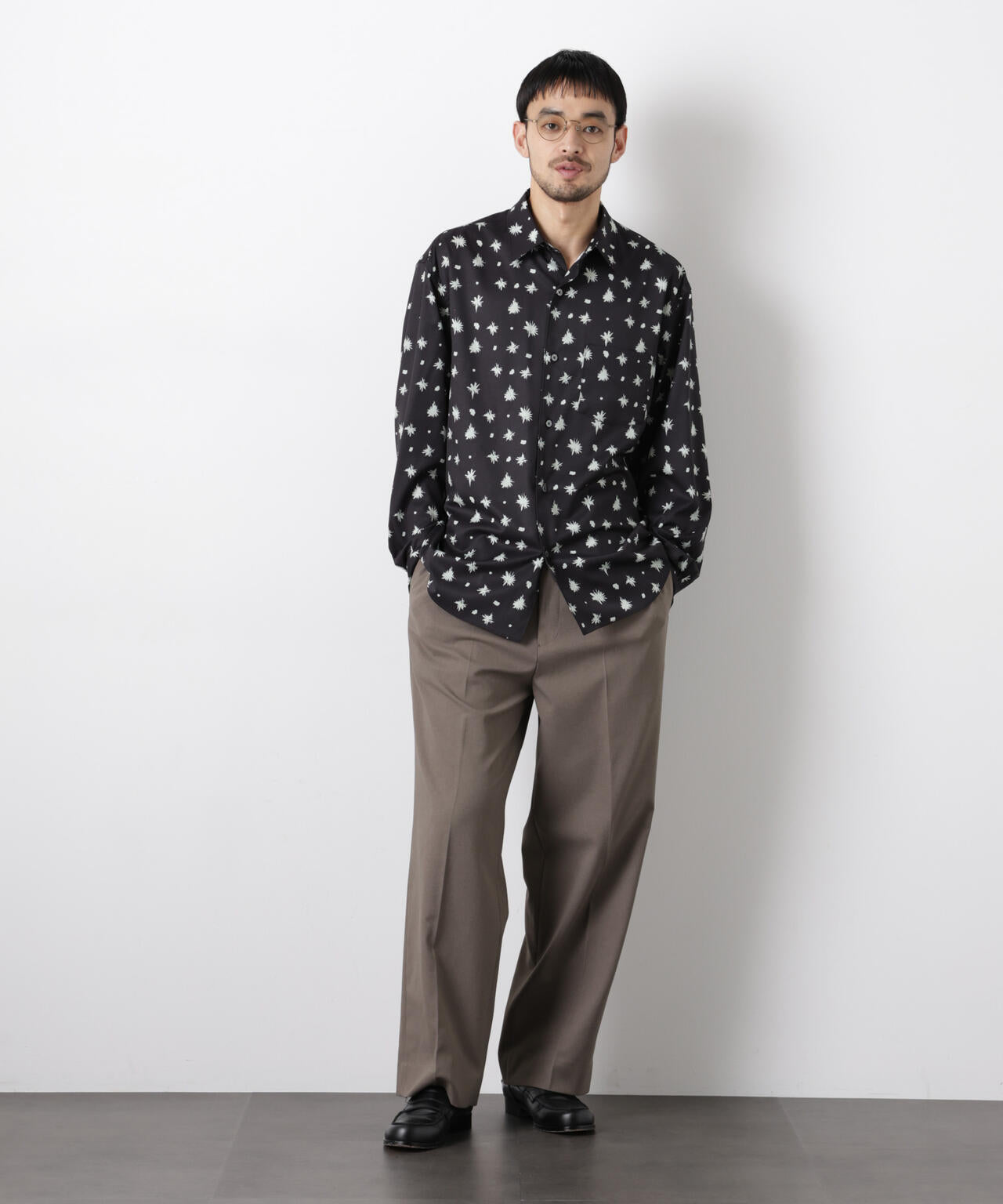 EDITRIAL PRINT」アートフラワーシャツ