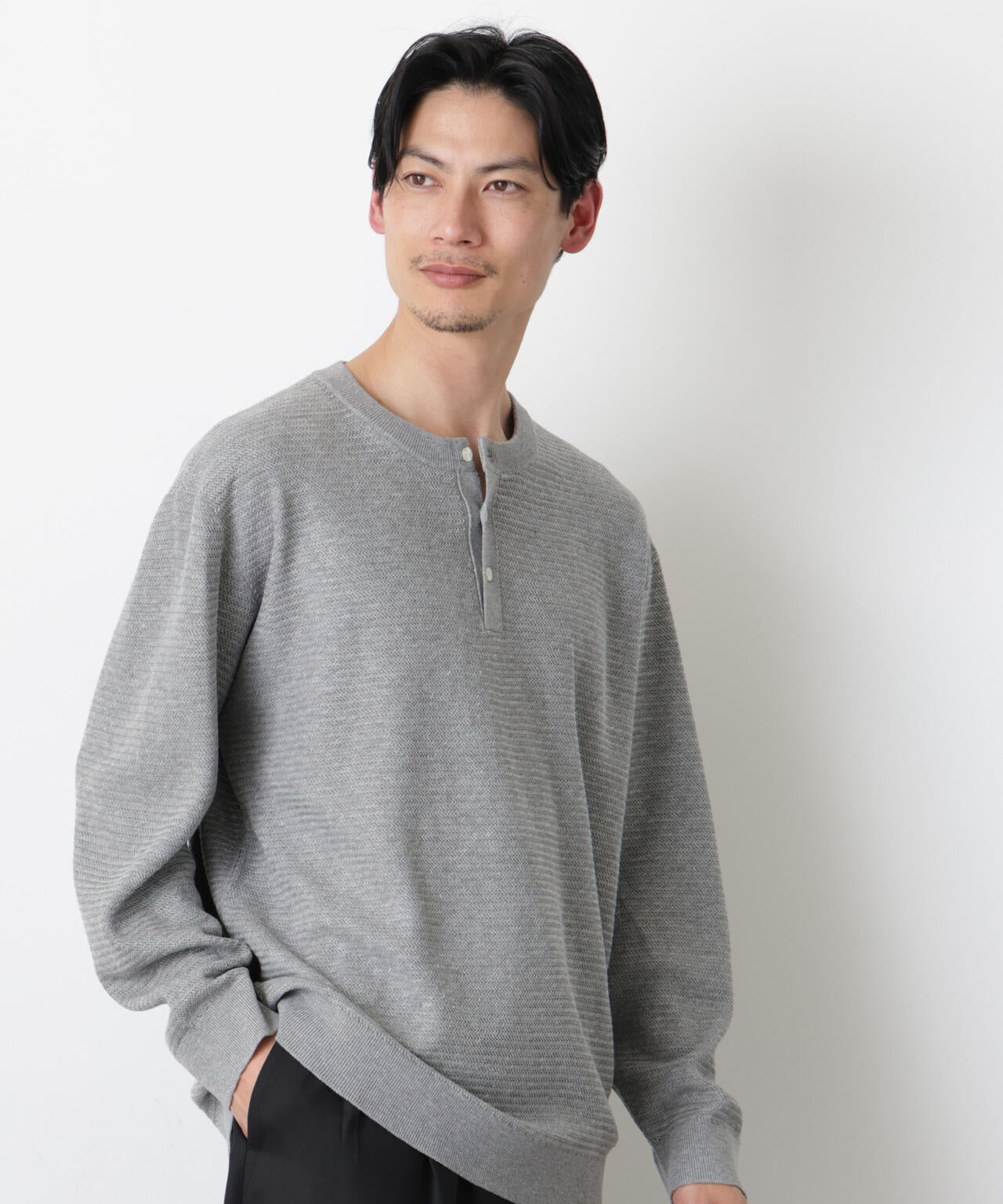 テクスチャーヘンリーネックニット 6686122205