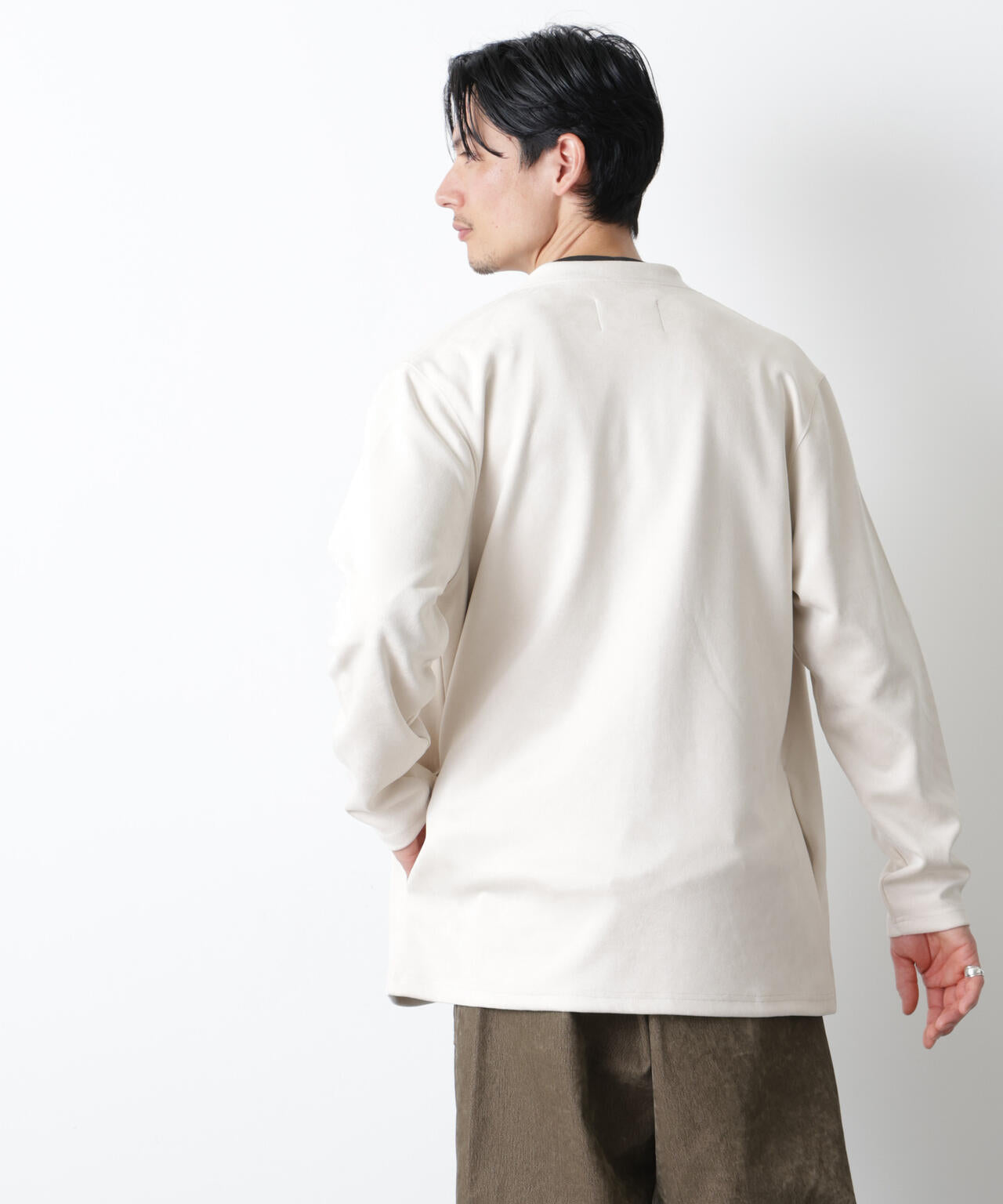 「モダンコンフォート」フェイクスエードトッパーカーディガン 6686123206