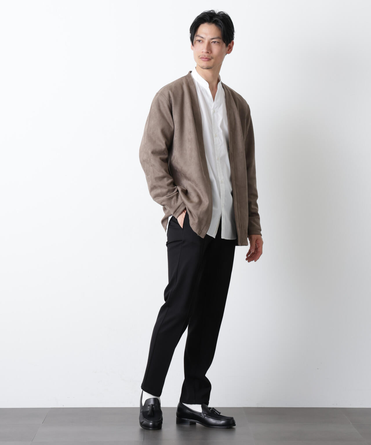 「モダンコンフォート」フェイクスエードトッパーカーディガン 6686123206