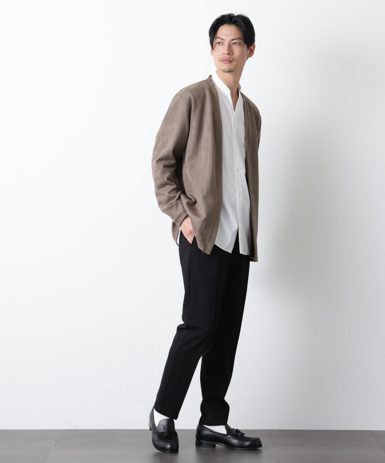 「モダンコンフォート」フェイクスエードトッパーカーディガン 6686123206