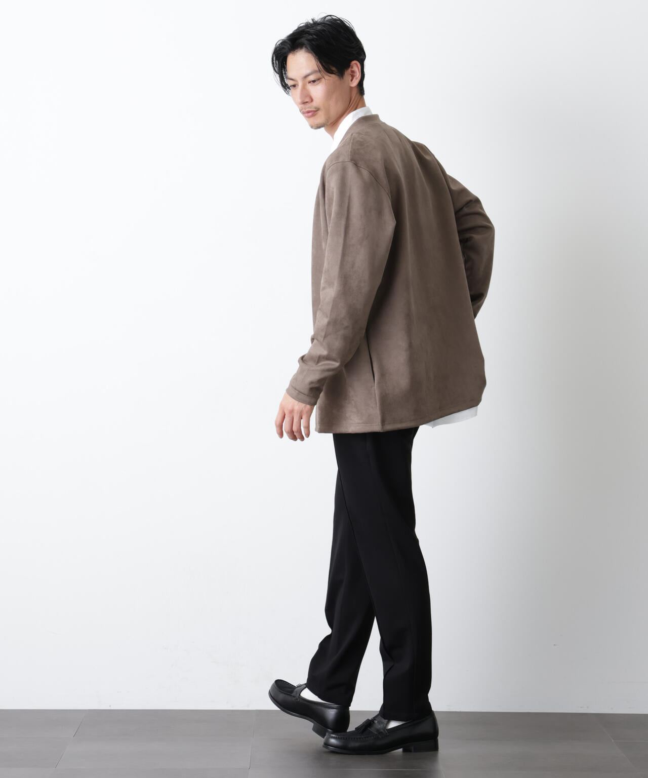 「モダンコンフォート」フェイクスエードトッパーカーディガン 6686123206