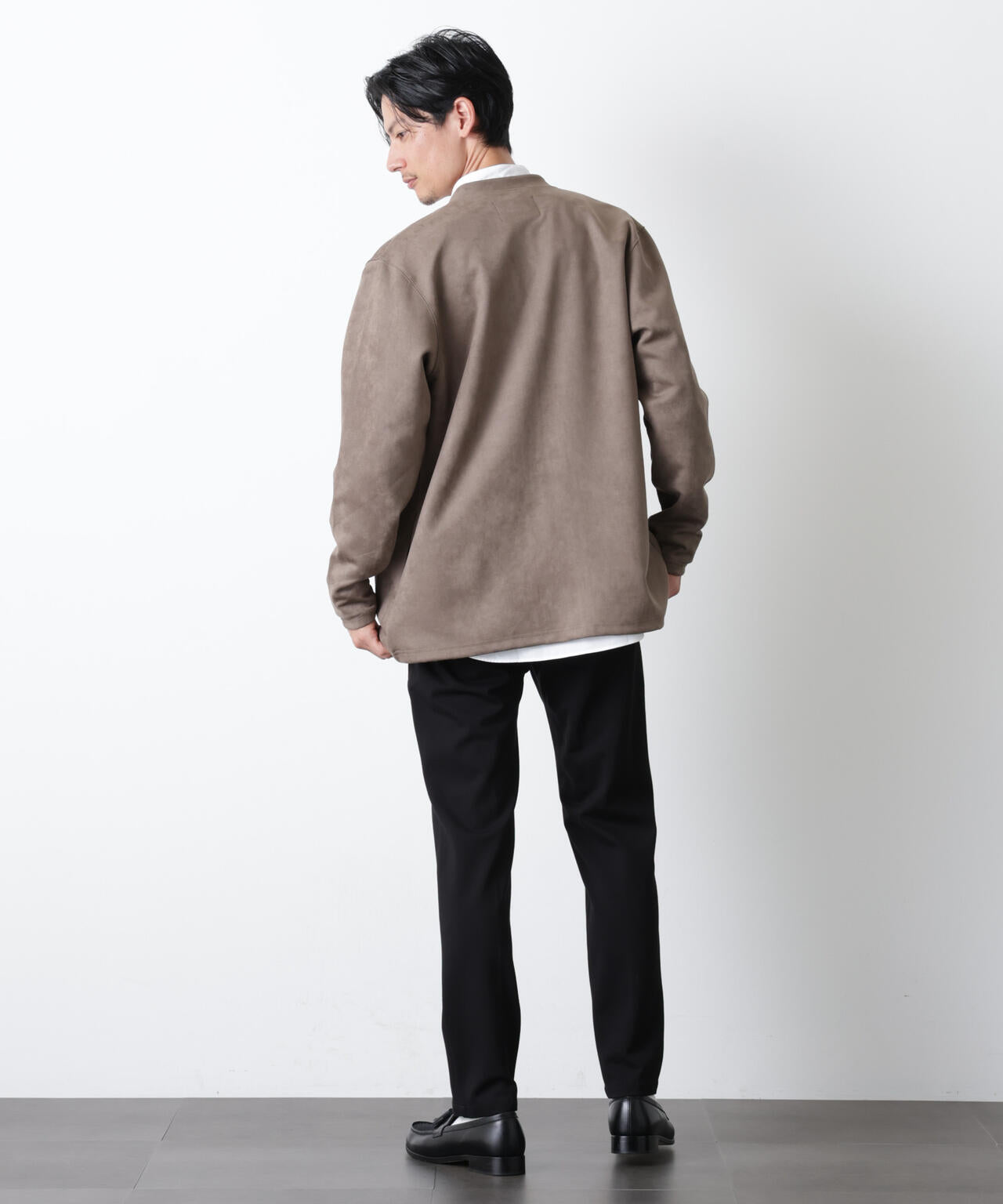 「モダンコンフォート」フェイクスエードトッパーカーディガン 6686123206