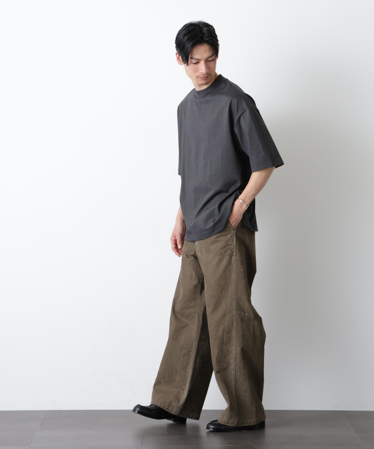 ソラーロワイドモックネックTシャツ 6686124203