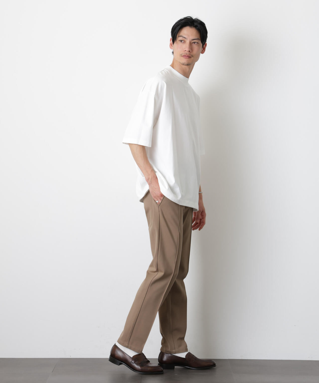 ソラーロワイドモックネックTシャツ 6686124203