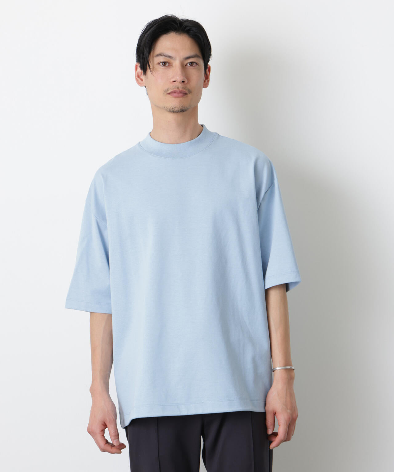 ソラーロワイドモックネックTシャツ 6686124203