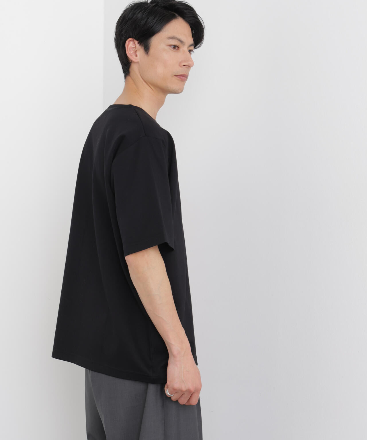 モクロディ ボートネック サイドスリットTシャツ 6686124204