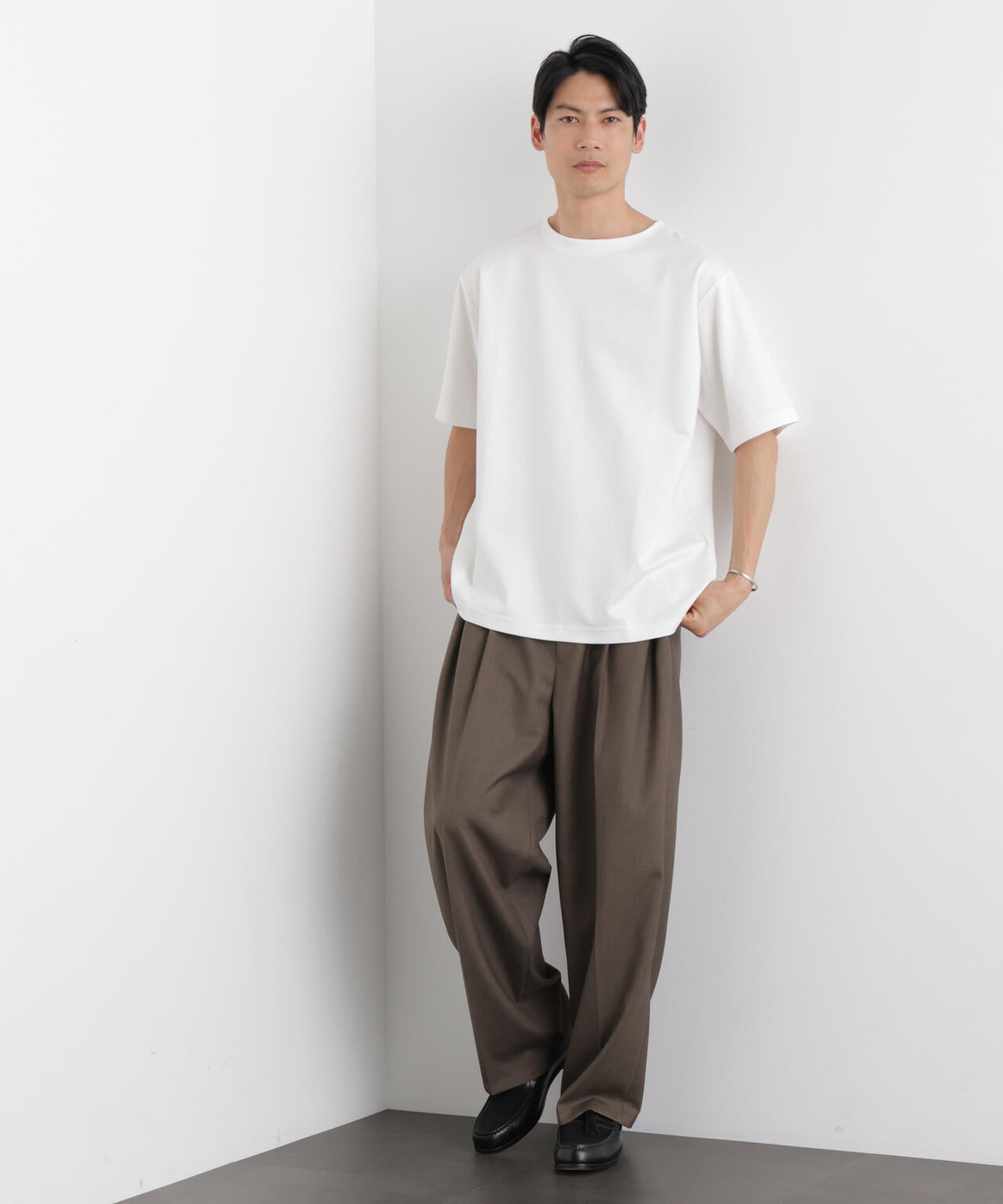 モクロディ ボートネック サイドスリットTシャツ 6686124204