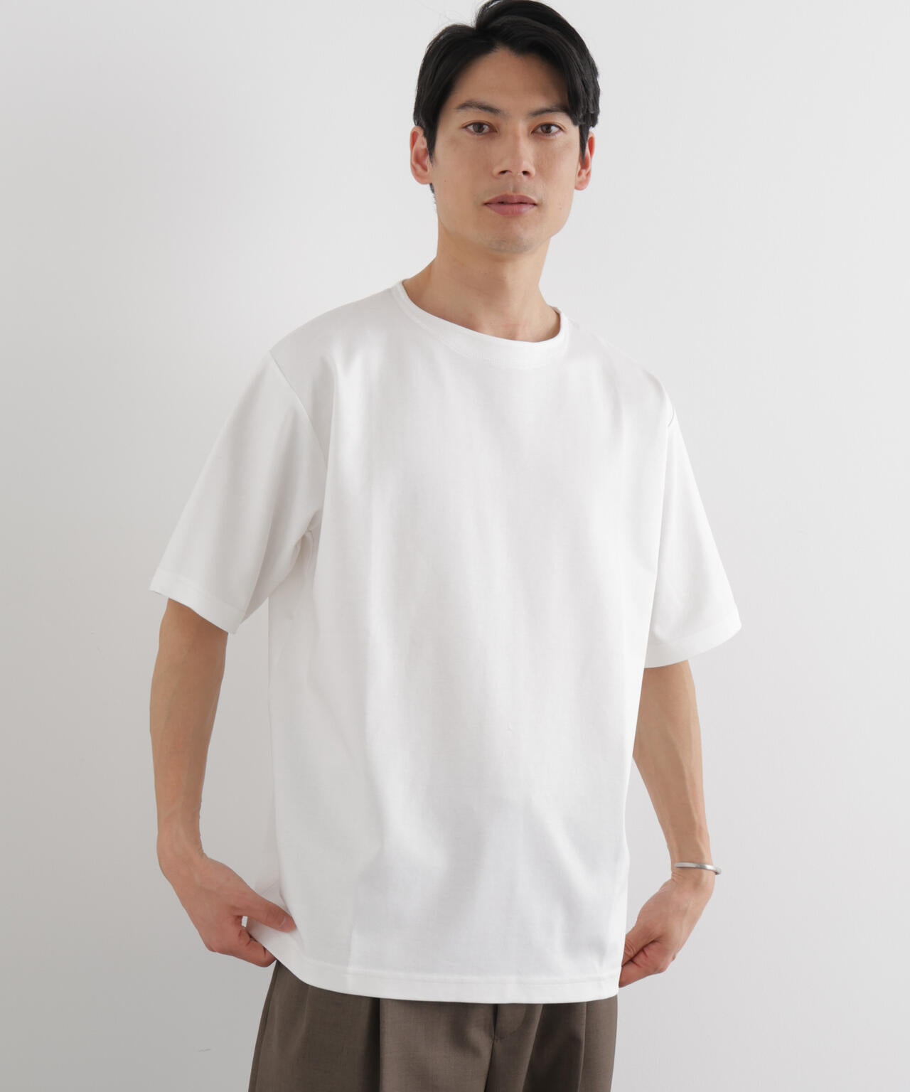 モクロディ ボートネック サイドスリットTシャツ 6686124204