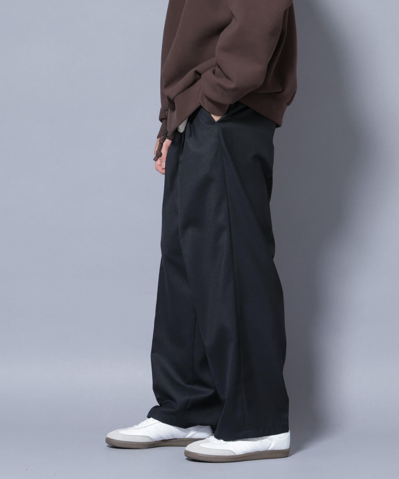 大人のワイドパンツ」ドライギャバワイドイージースラックス