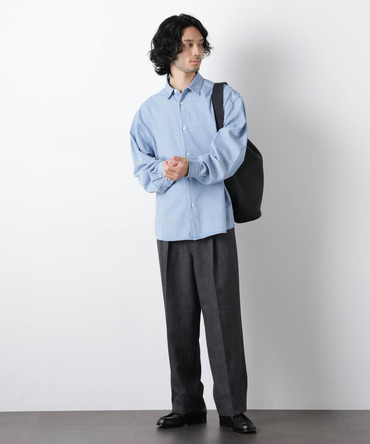 大人のワイドパンツ」シャークスキンイージースラックス