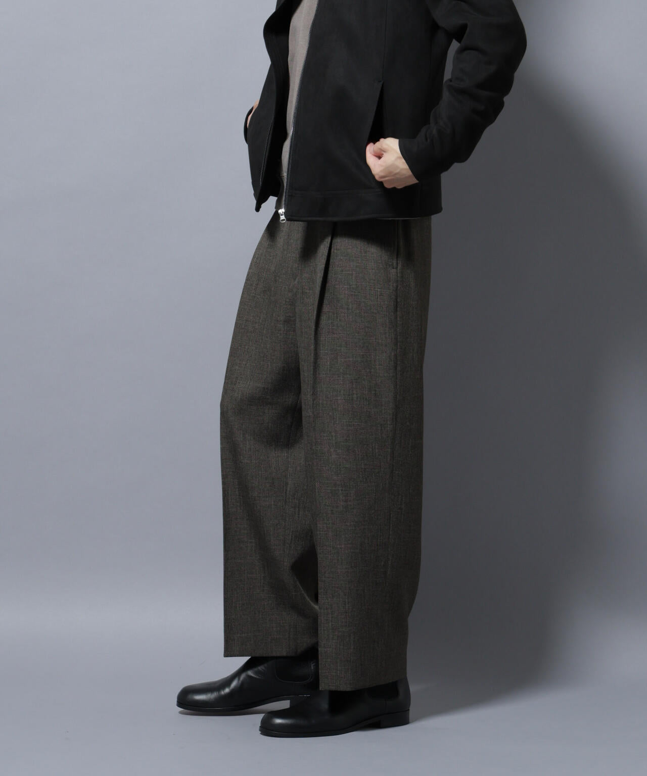 「大人のワイドパンツ」シャークスキンイージースラックス 6686127202