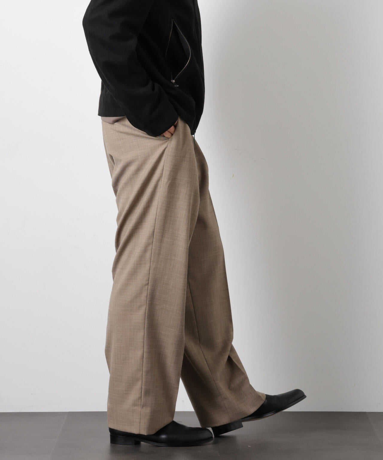 「大人のワイドパンツ」スラブシャークスキンイージースラックス 6686127209