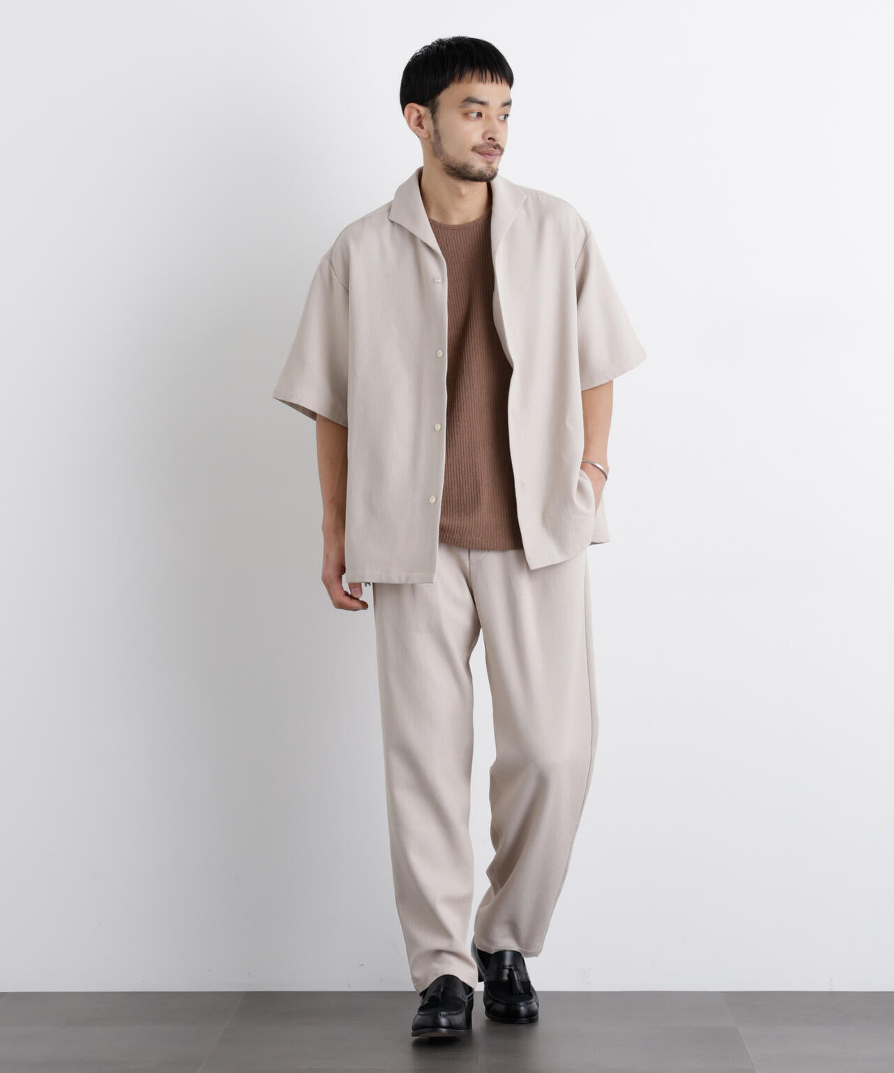 「Meaningful Continuity」coveross(R) EOS ポリエステルブッチャーリラックスワイドパンツ 6686127212