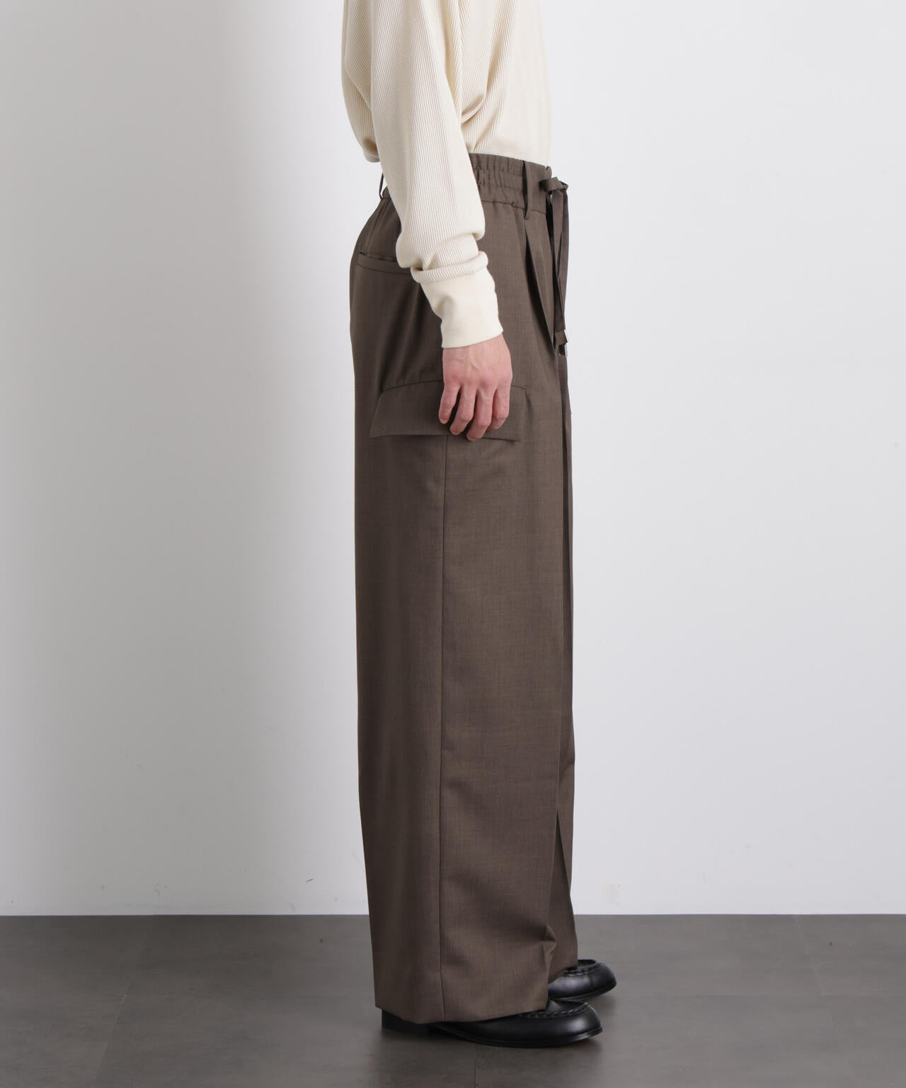 「Gavante」ドライギャバワイドカーゴパンツ 6686127216