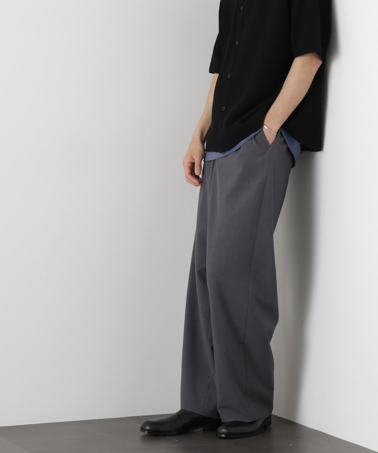 181cm　B:75 W:73 H:90 着用サイズ：L