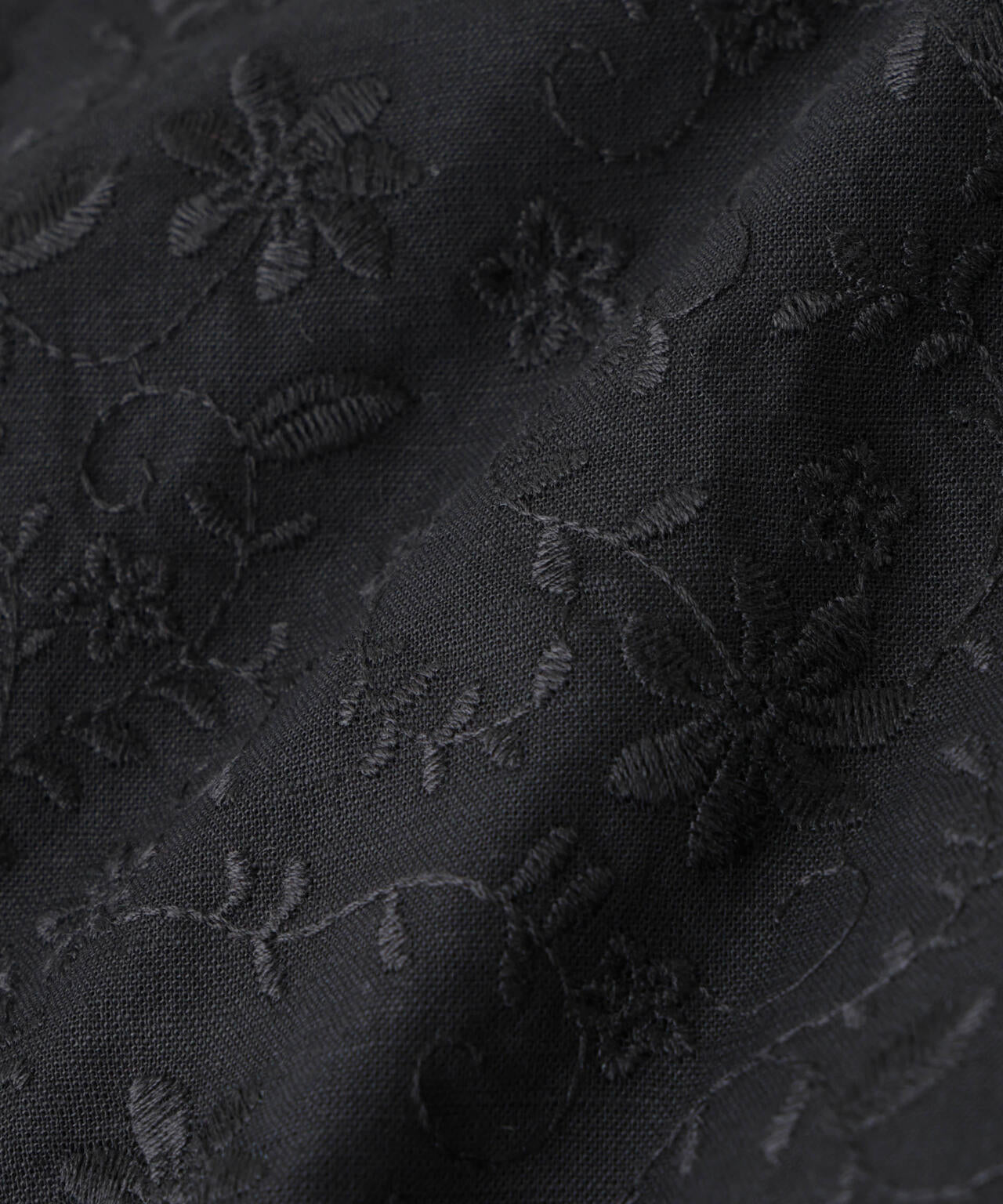 ｢OtoNANO｣×masoret 総柄刺繍ショートパンツ 6686128203