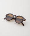 ブラウン