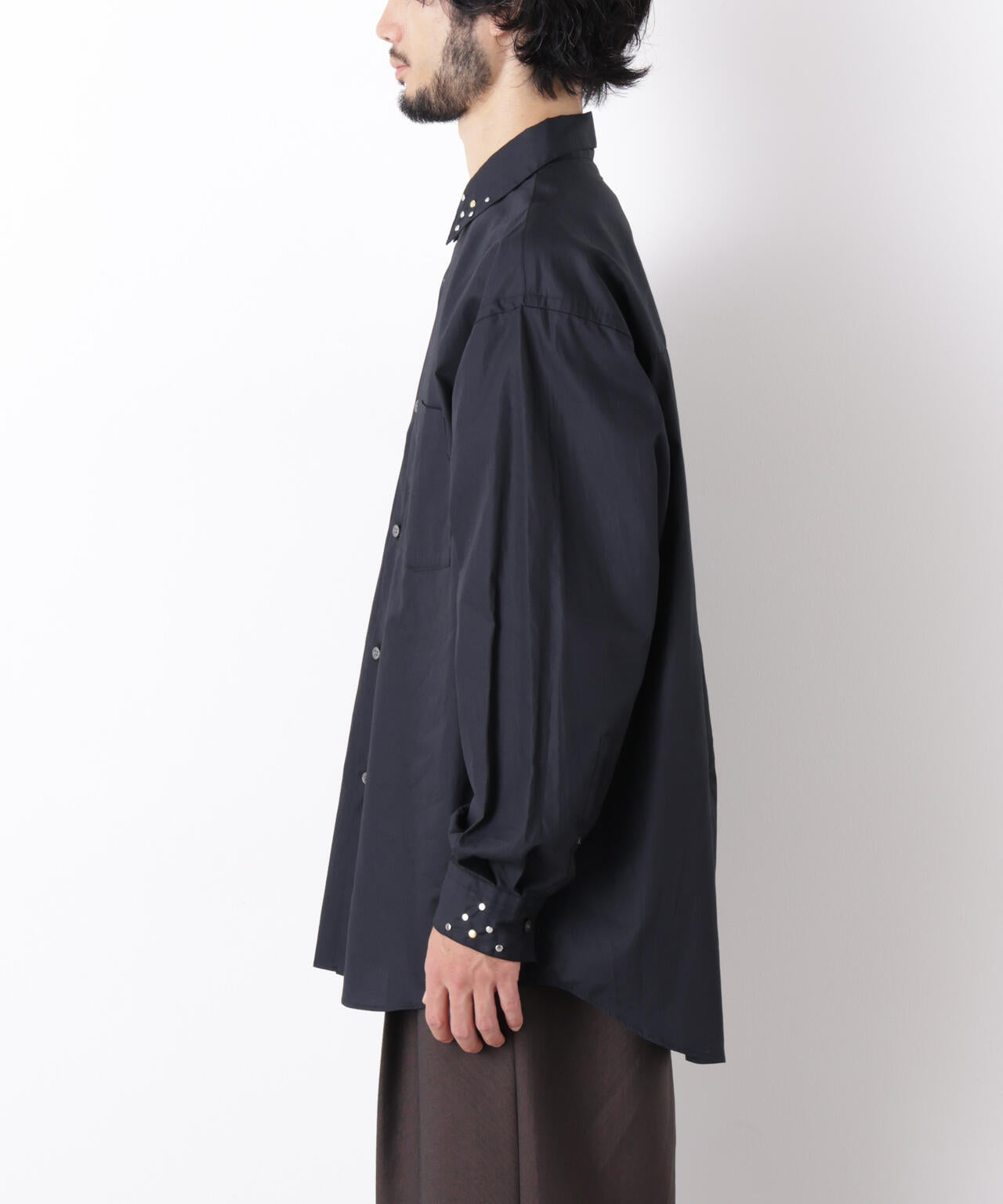 ｢ASSEMBLANC｣ スタッズシャツ 6686220202
