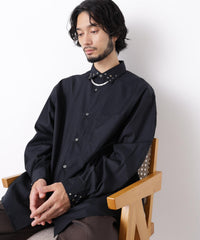 ｢ASSEMBLANC｣ スタッズシャツ