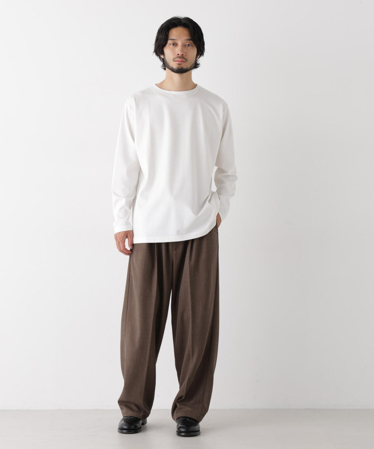 「モダンコンフォートシリーズ」モクロディ ボートネック サイドスリット Tシャツ 6686223230