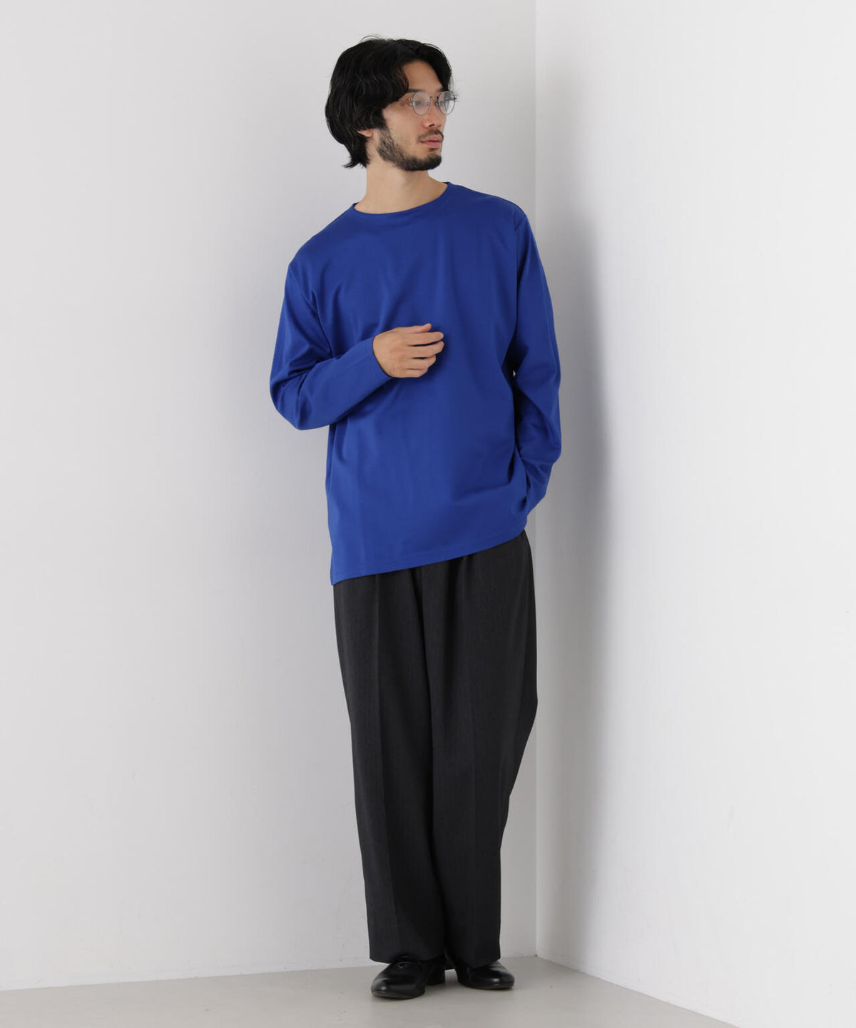 「モダンコンフォートシリーズ」モクロディ ボートネック サイドスリット Tシャツ 6686223230