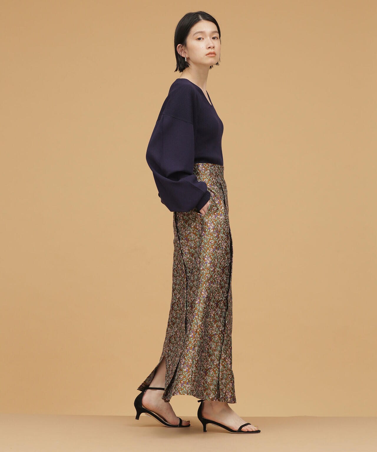 フラワージャカードマーメイドスカート 6692130334