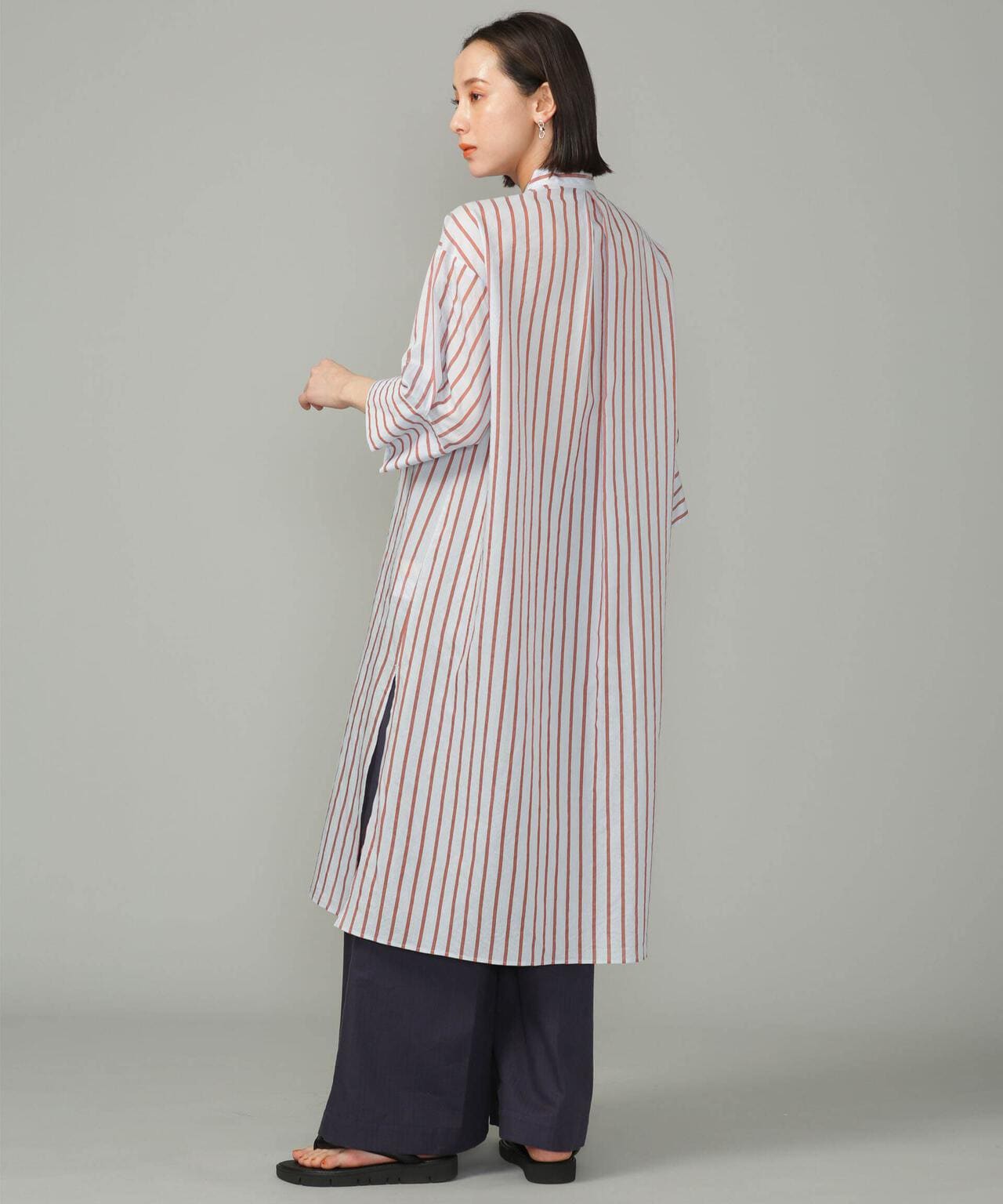 美品 ナノユニバース 総柄 シャツワンピース ロングワンピース シアー 春夏 nano・universe - 美品 ナノユニバース 総柄 シャツワンピース