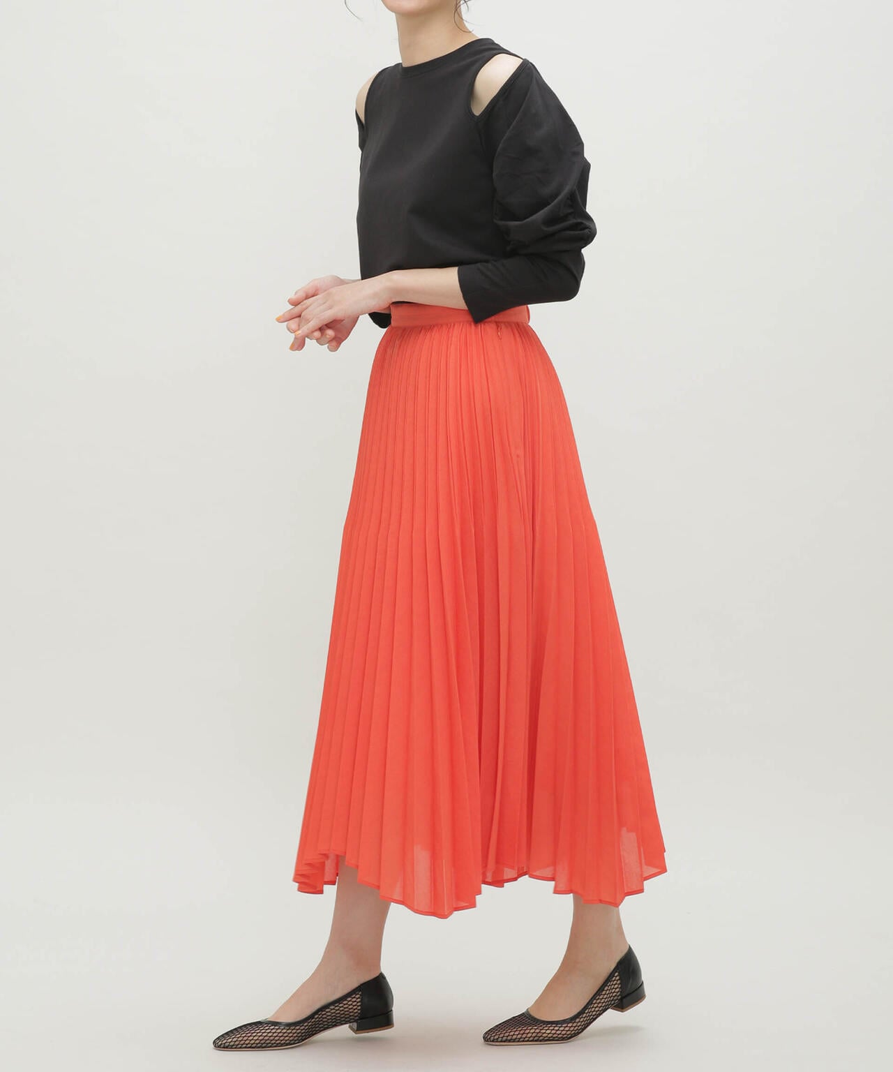 LB.03/ギャザースリーブカットアウトトップス 6693123302