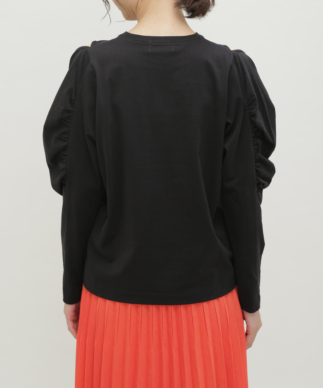 LB.03/ギャザースリーブカットアウトトップス 6693123302