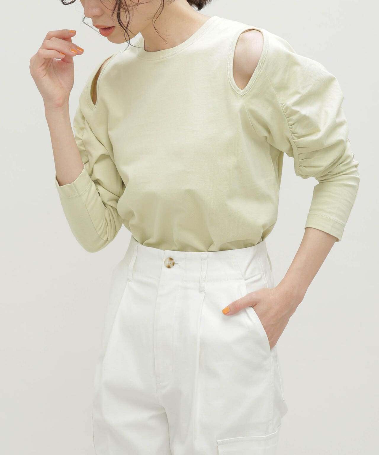 LB.03/ギャザースリーブカットアウトトップス 6693123302