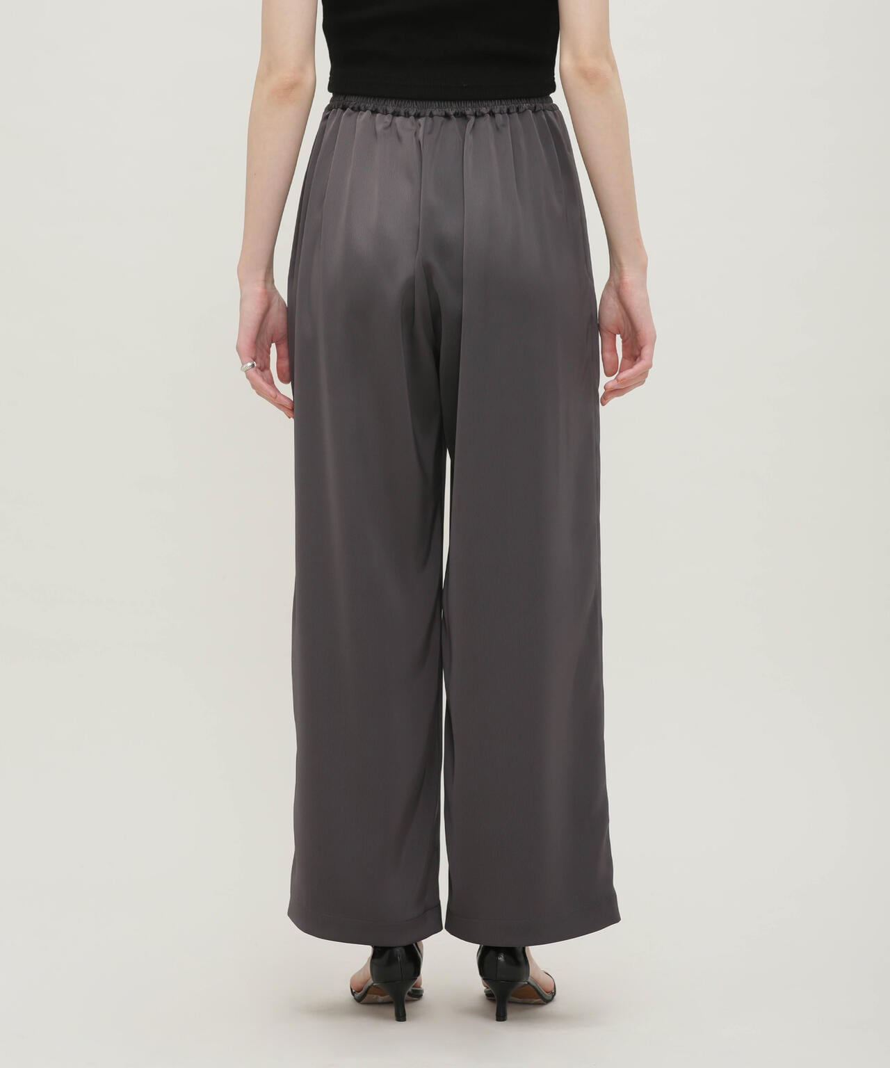 LB.03/クレープサテンイージーパンツ 6693127314