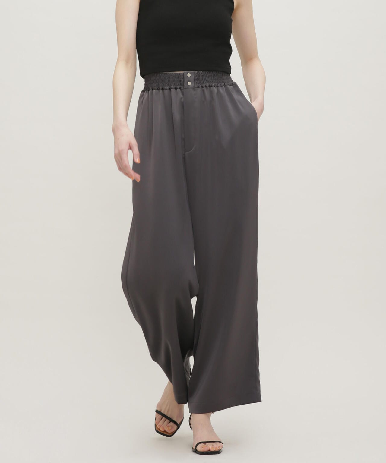 LB.03/クレープサテンイージーパンツ 6693127314