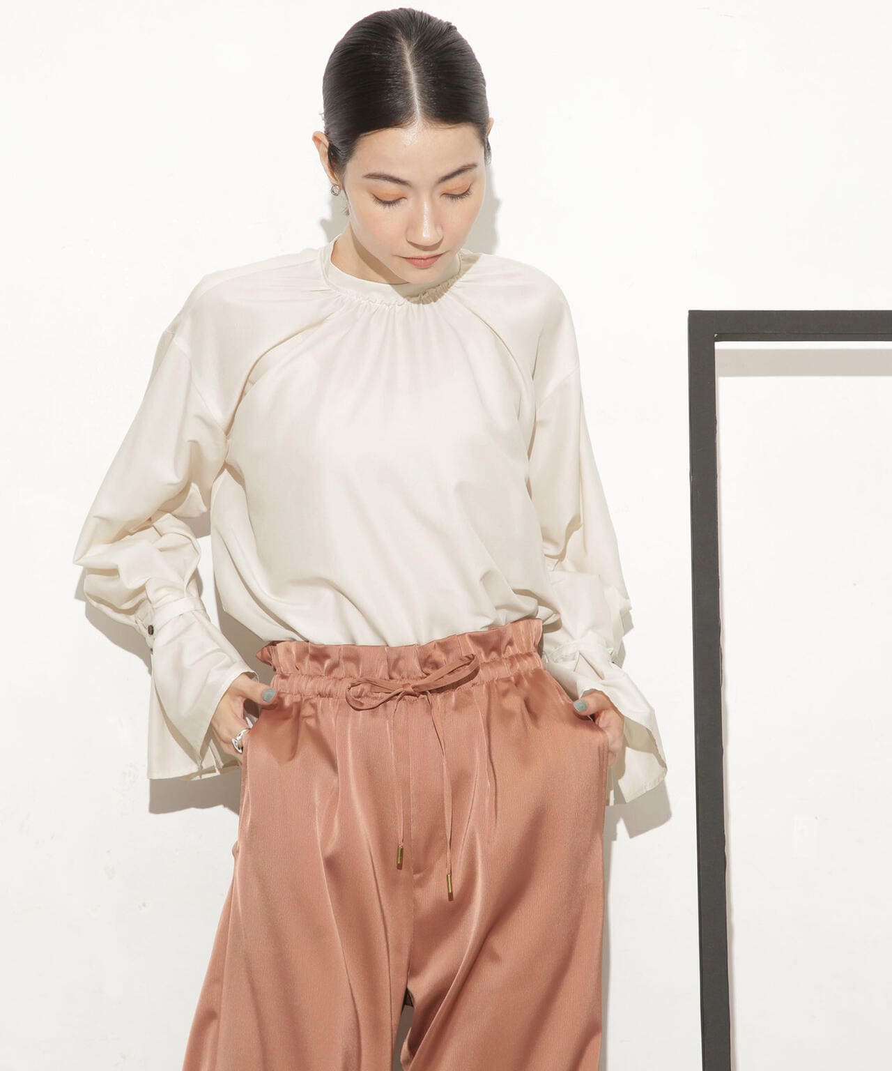 スリーブベルトブラウス 6693220313