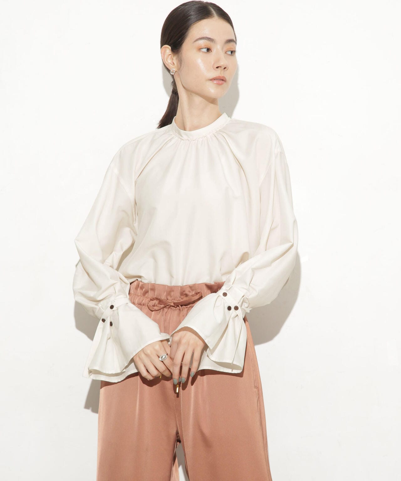 スリーブベルトブラウス 6693220313