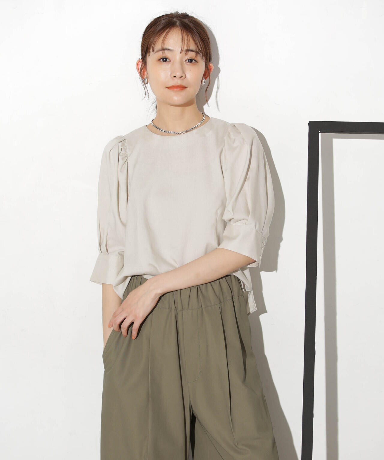 リネンブレンドギャザースリーブブラウス(セットアップ可) 6693221303