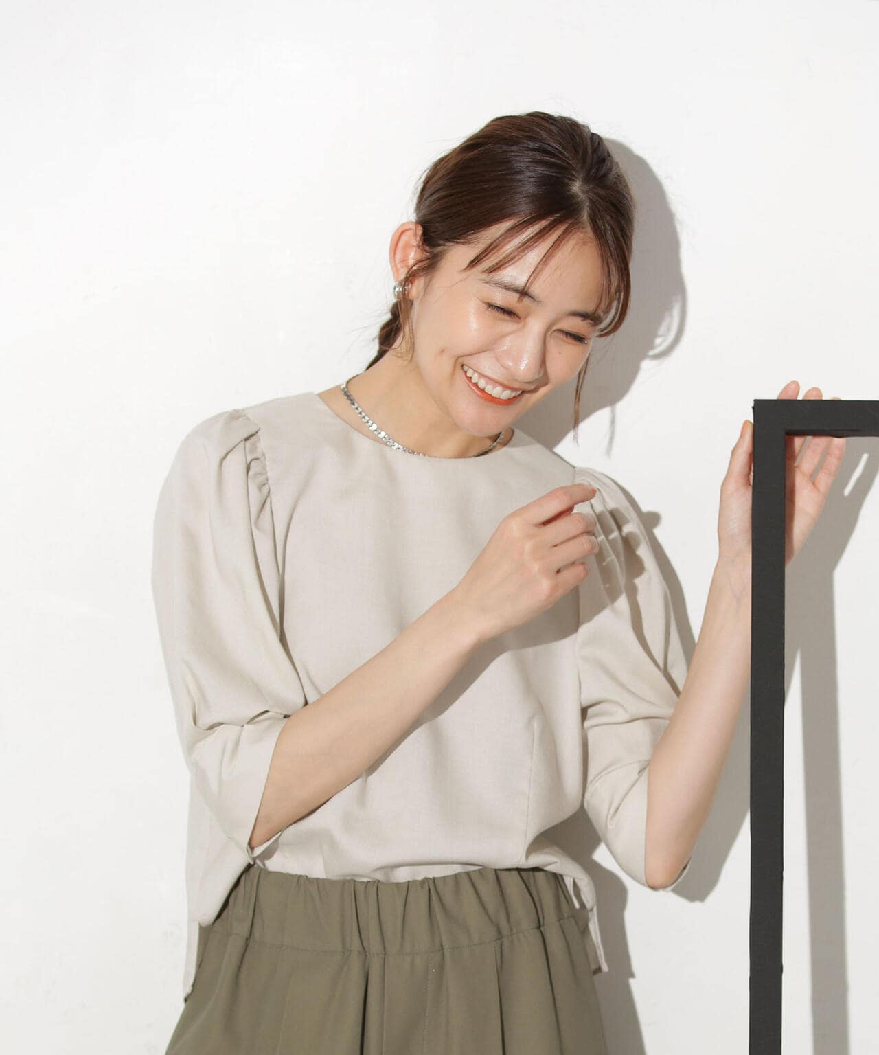 リネンブレンドギャザースリーブブラウス(セットアップ可) 6693221303