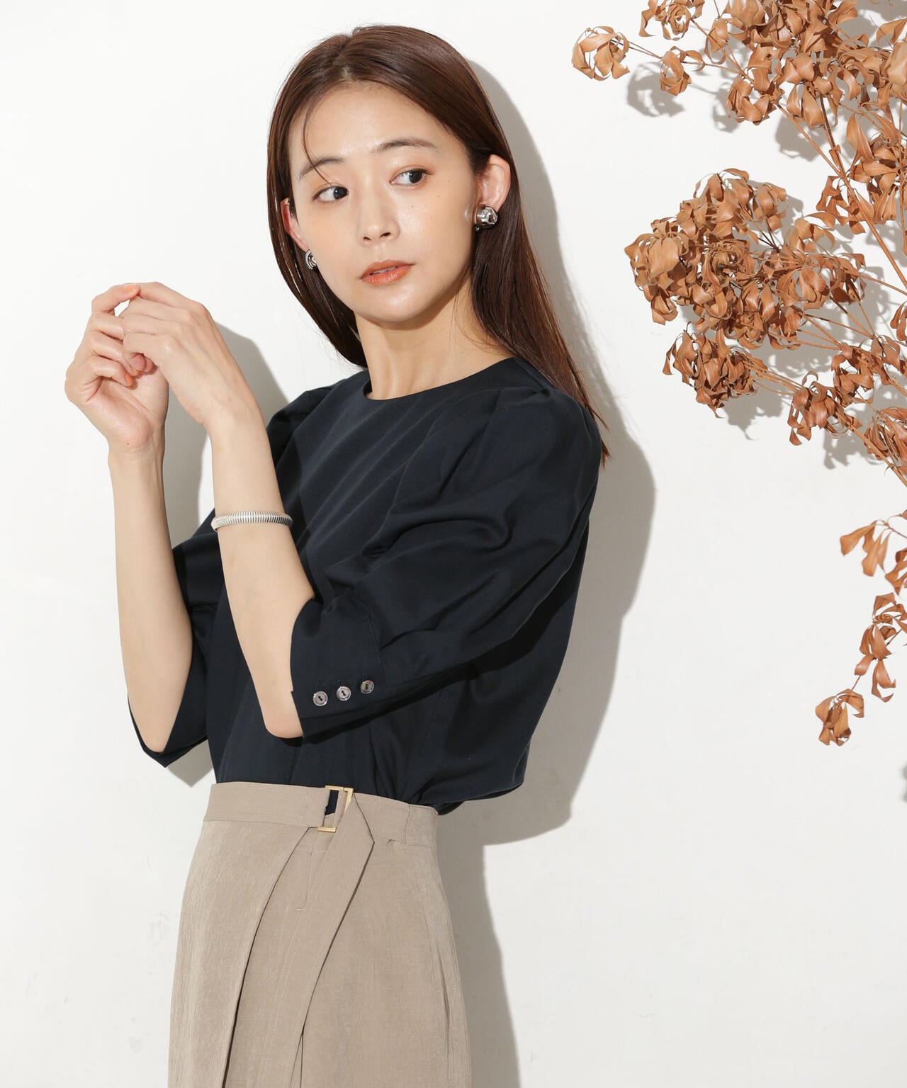 リネンブレンドギャザースリーブブラウス(セットアップ可) 6693221303