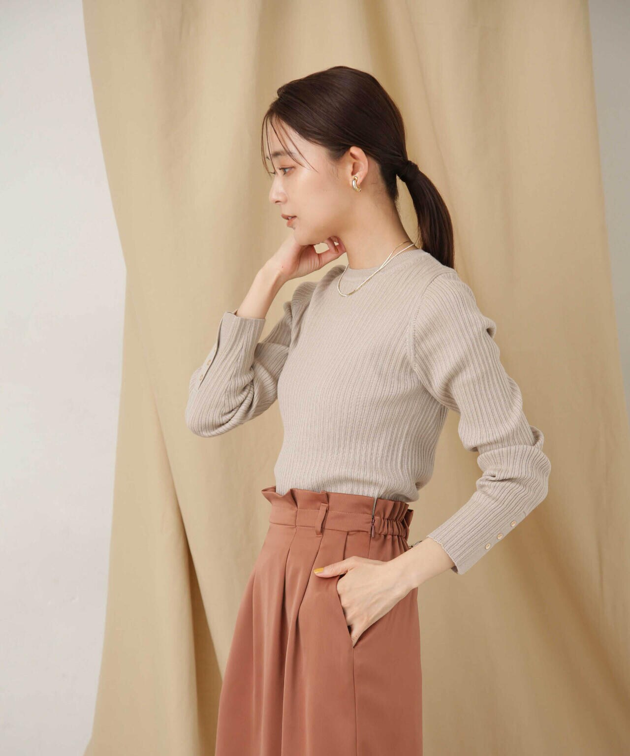 毛玉レスニットクルーネックリブプルオーバー 6693222306