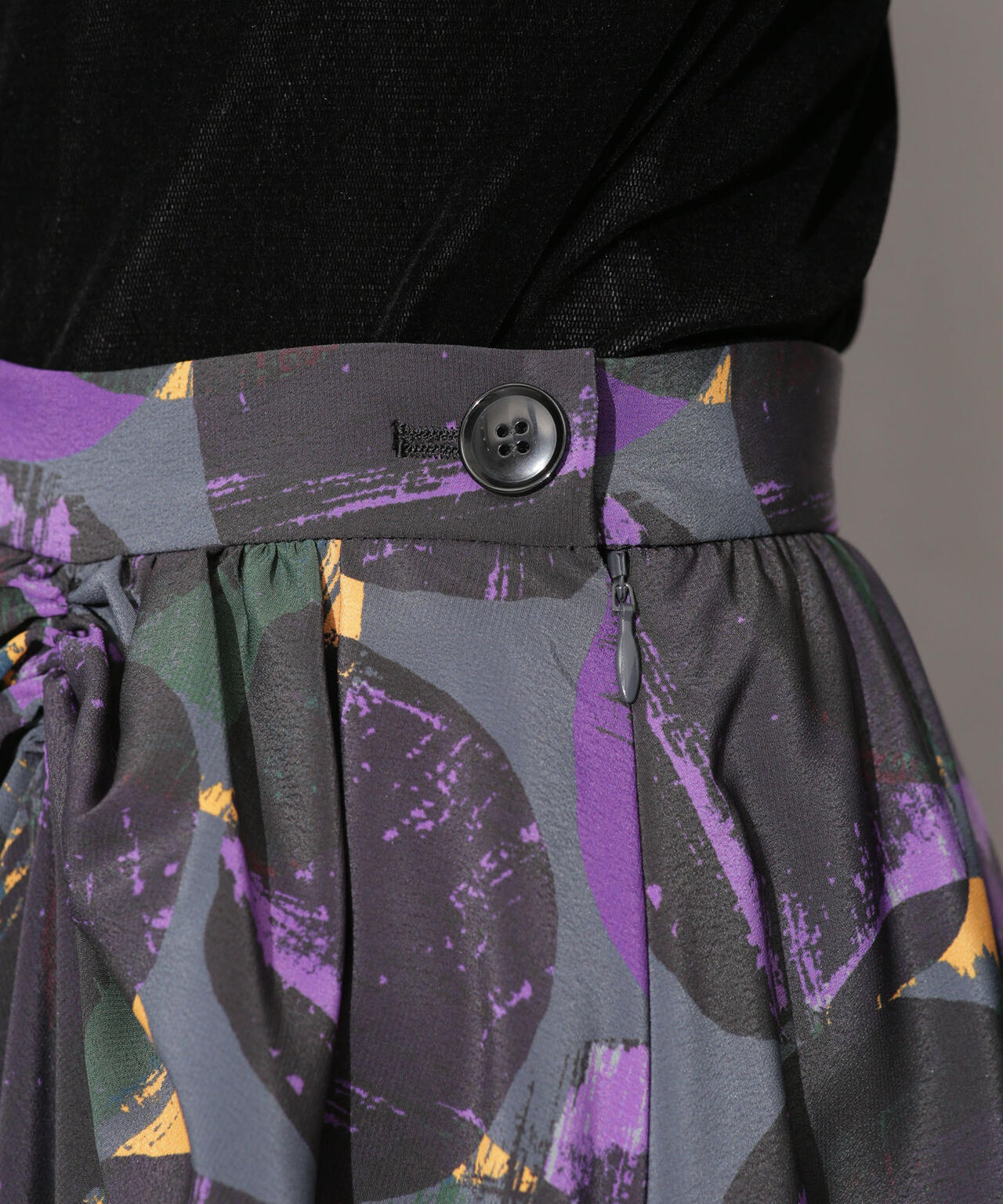 シャーリングイレヘムプリントスカート