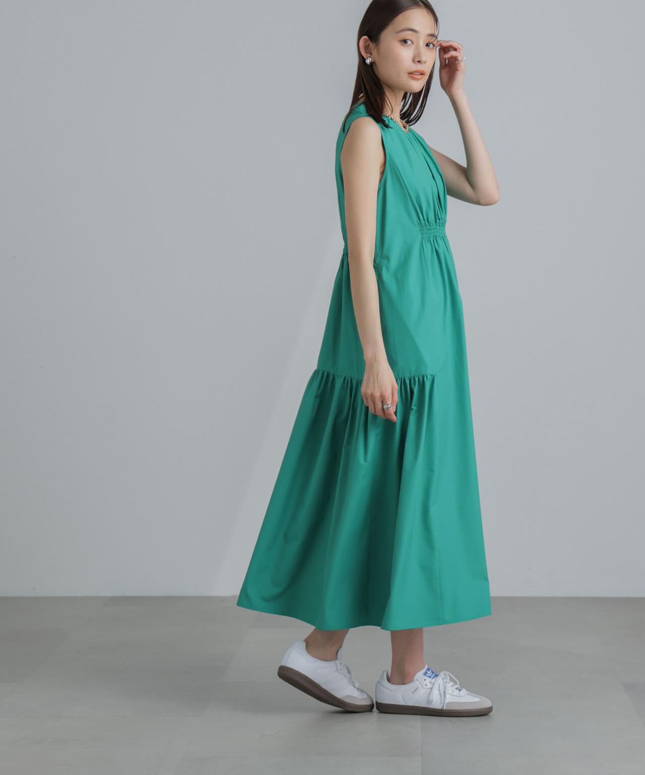 【極美品】MARINA RINALDI ワンピース 幾何学　グリーン系 17号 極美品】MARINA RINALDI ワンピース 幾何学 グリーン系 17号 【公式通販】