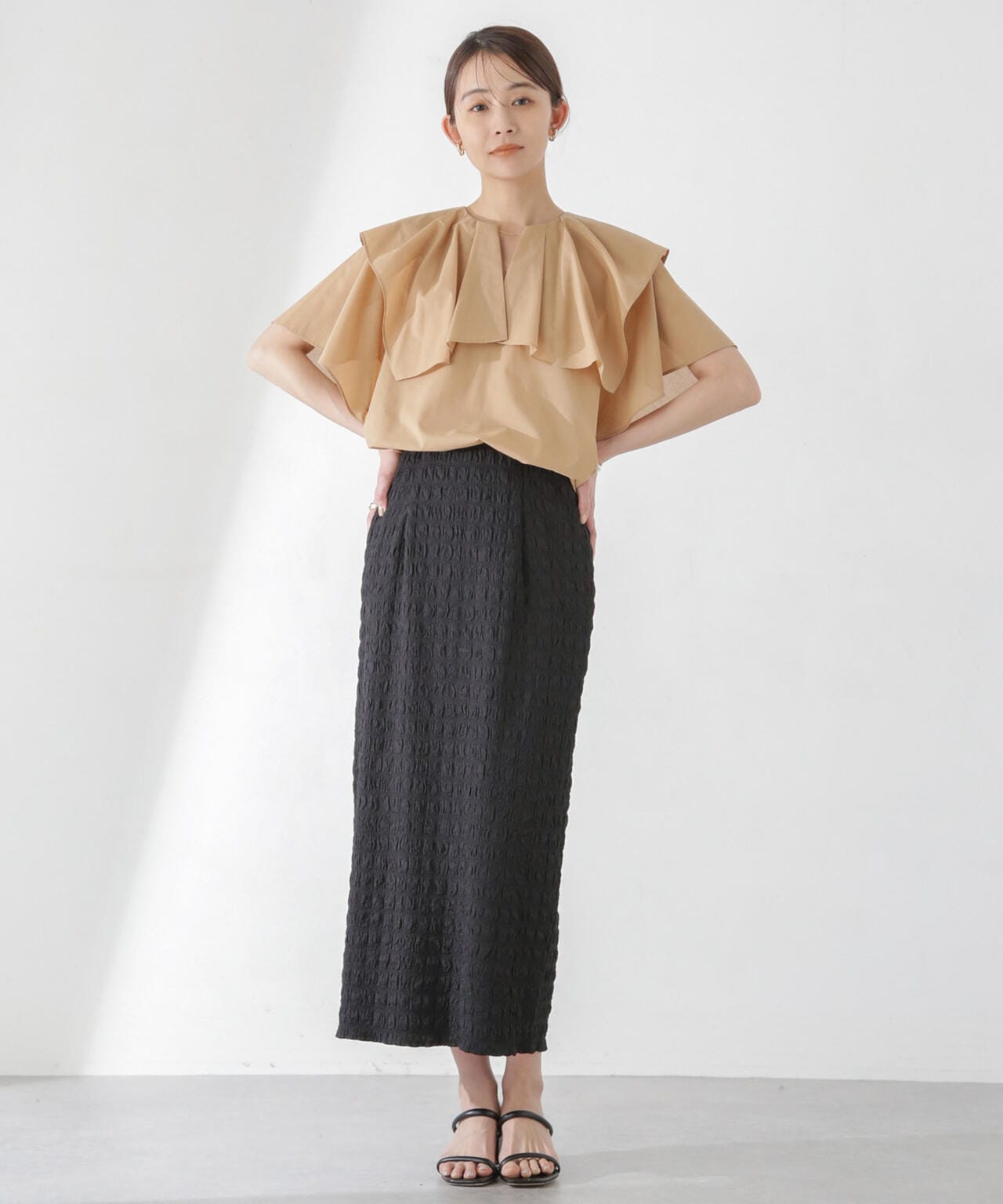 レオファインチャーム付きブラウス 6694121308