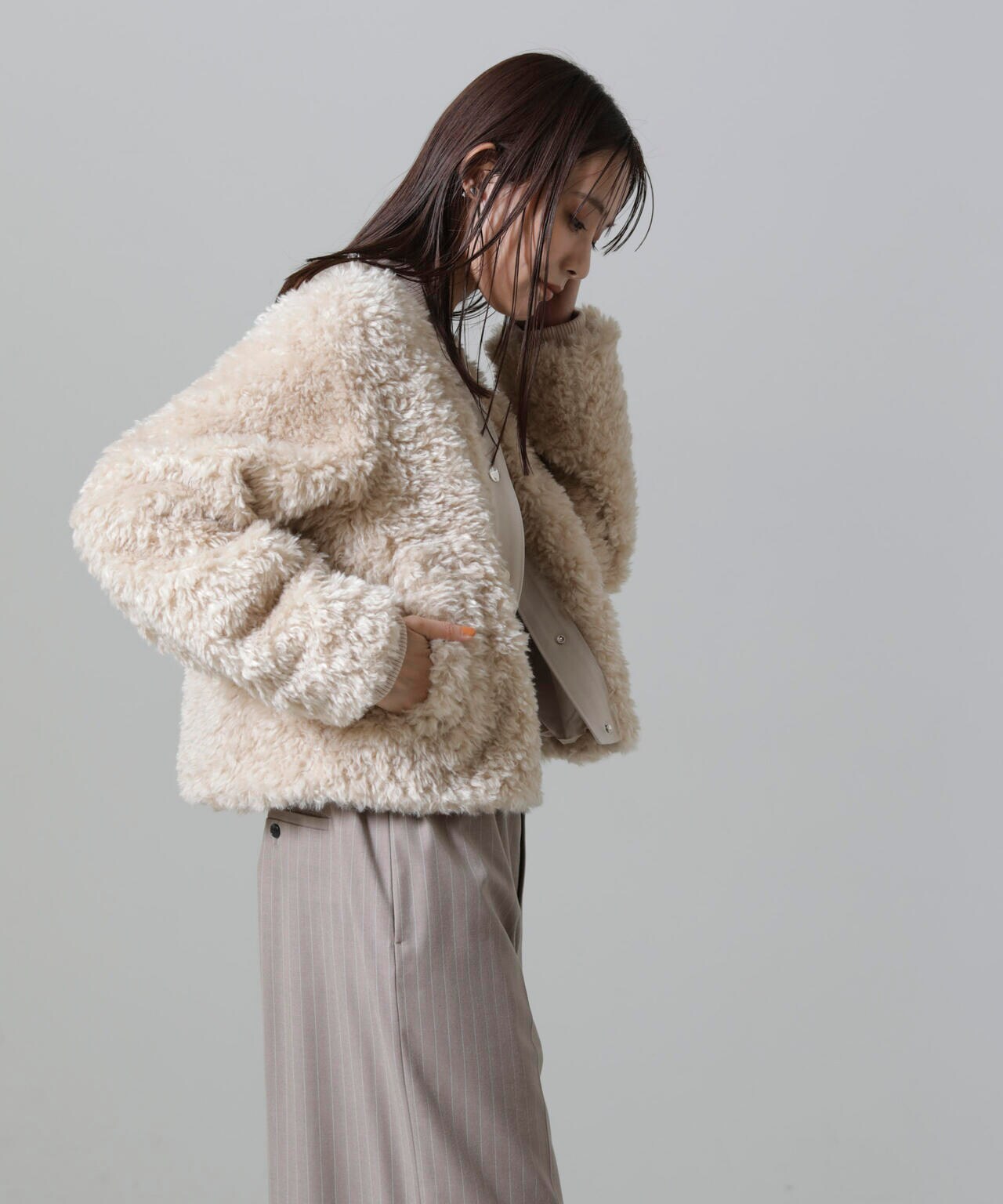 美品☆nanouniverseボアブルゾン白 コート ナノユニバース