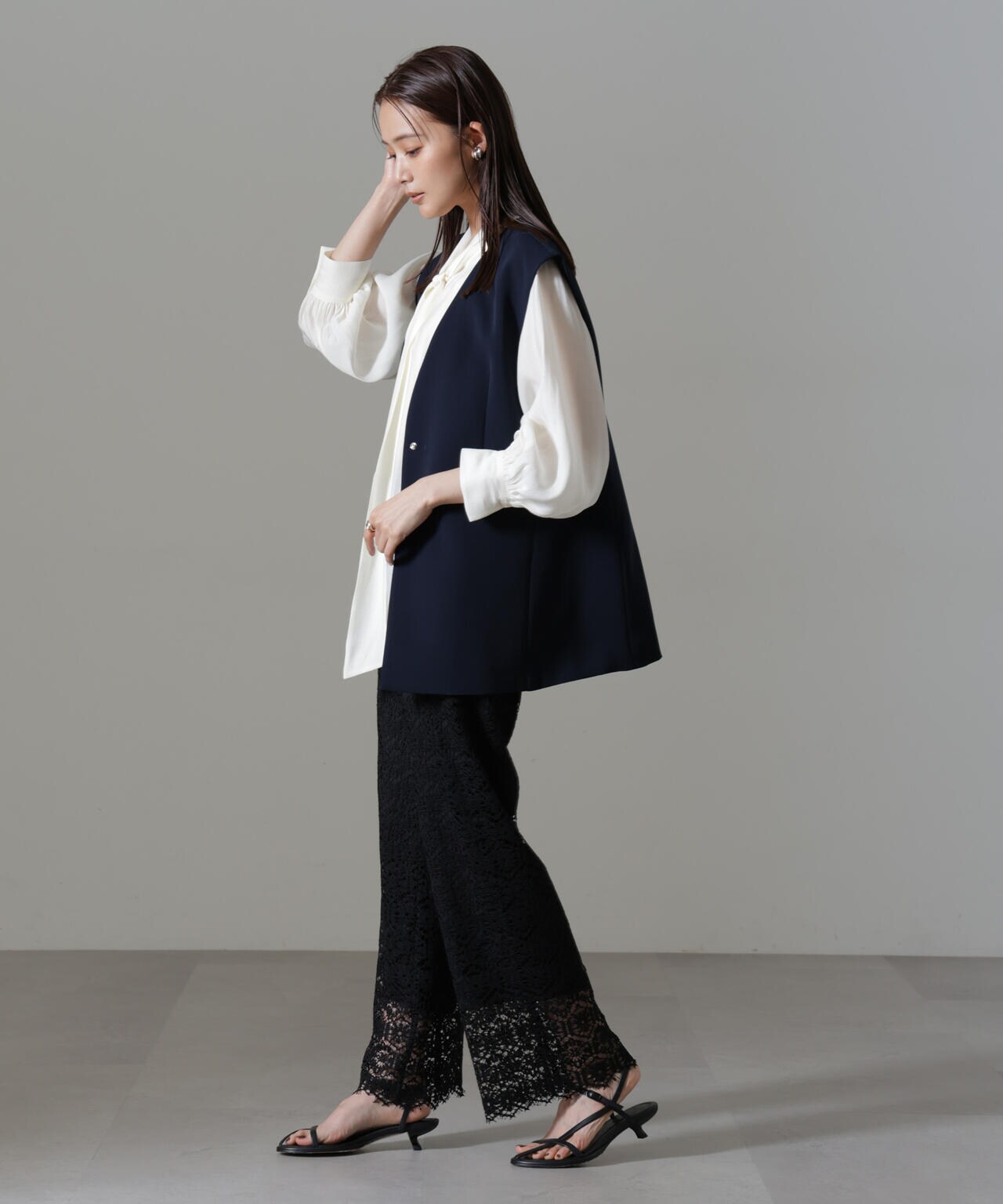 美品✨アイシービー ダブルクロス ショート丈ブルゾン 4 ネイビー