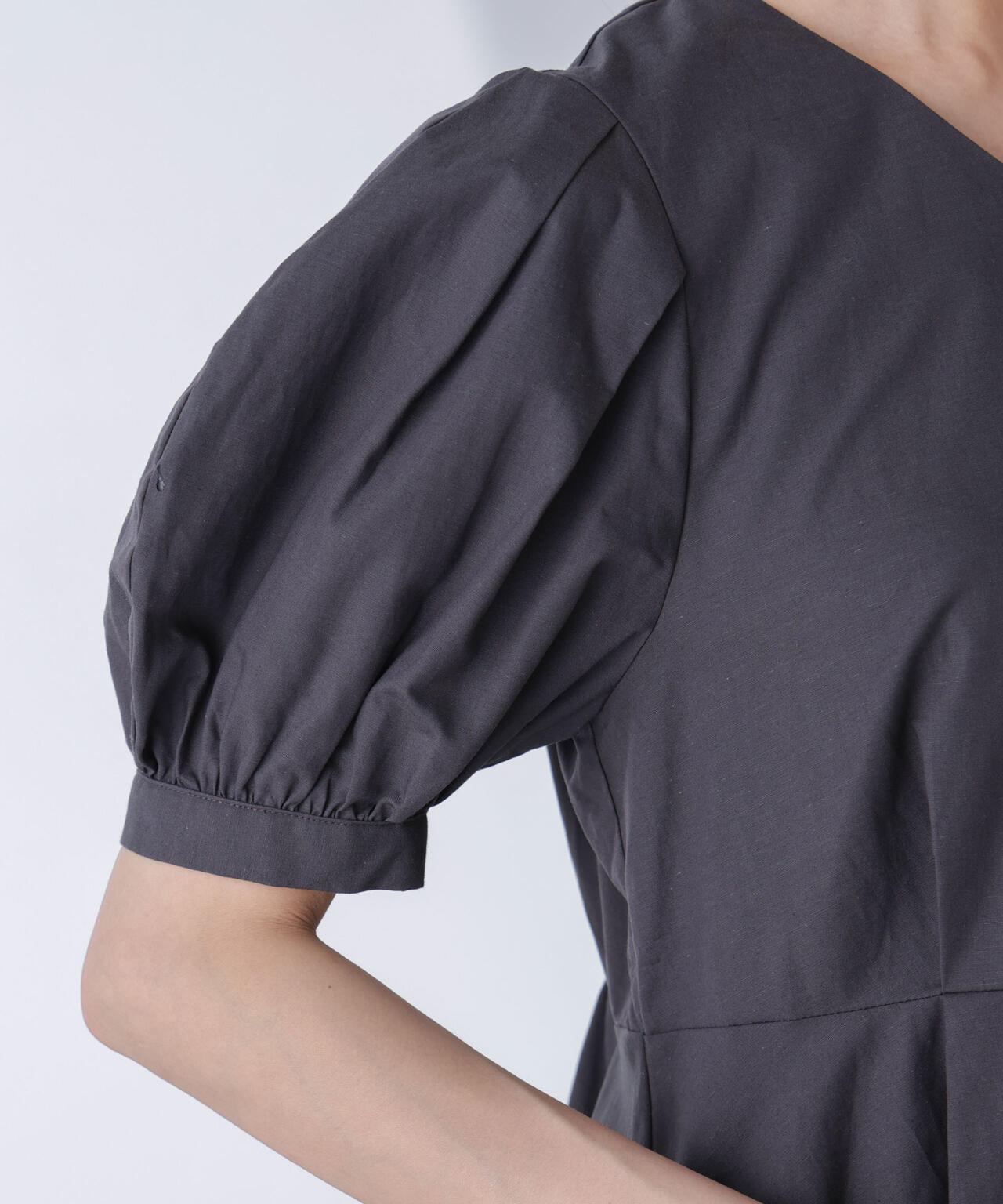 リネンブレンドコクーン切り替えワンピース 6694219311