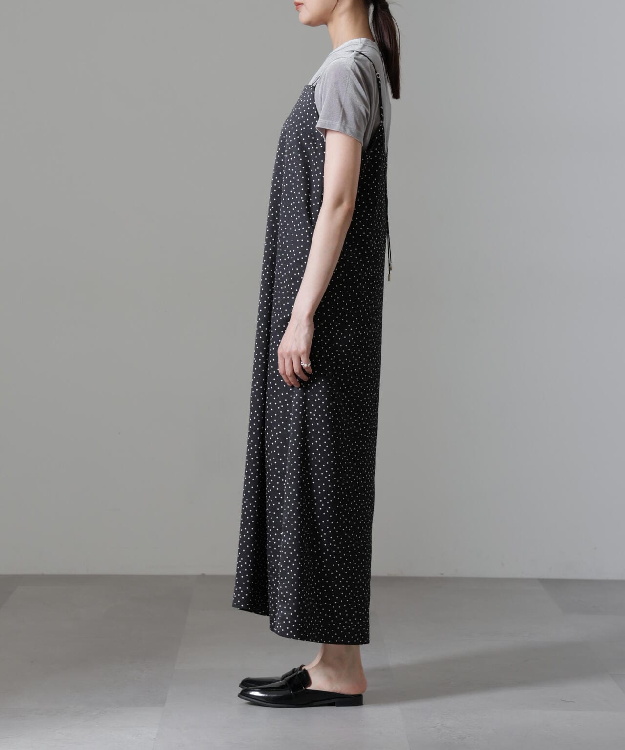 食品・日用品 半額ストア ドット ワンピース キャミ サテン プリント 服&ファッション小物