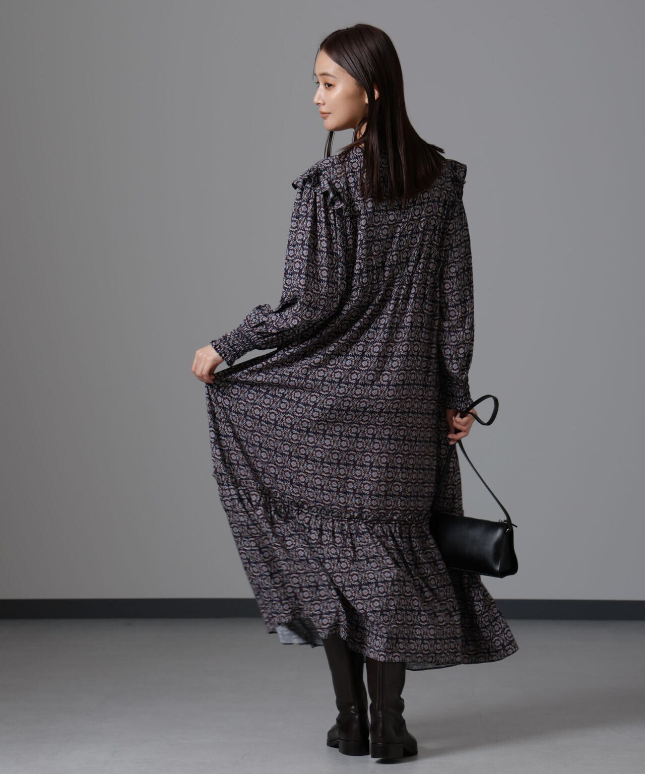 サークルフラワープリントワンピース 6694219334